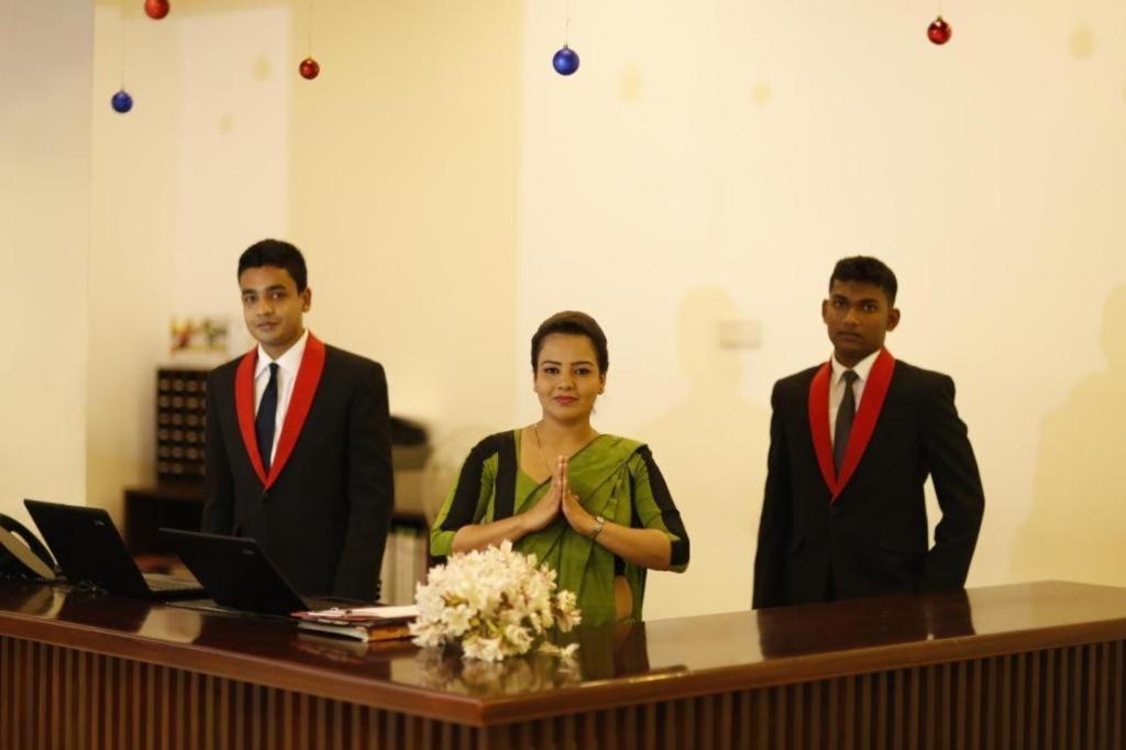 Royal Kandyan Экстерьер фото